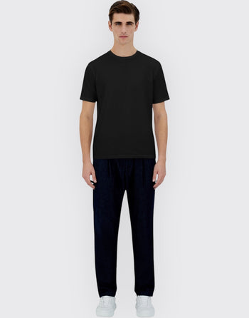 Quattro Stagioni black cotton-blend t-shirt with crew neck and short sleeves, perfect for layering.