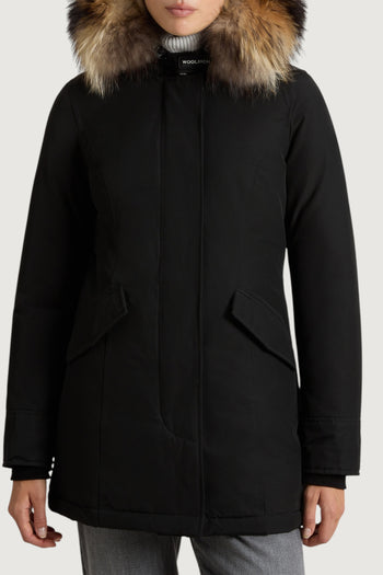 WOOLRICH-CFWWOU0580FBUT0001 BLK-ARCTIC PARKA