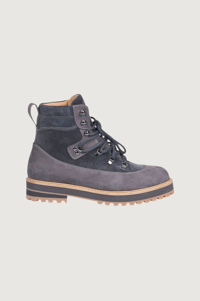 Quattro Stagioni grey suede lace-up hiking boots with pull-tab at the rear and lug sole.