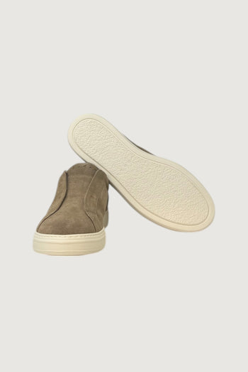H 668 slip on - 3