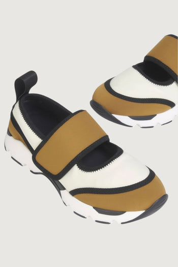 Sneakers - 4