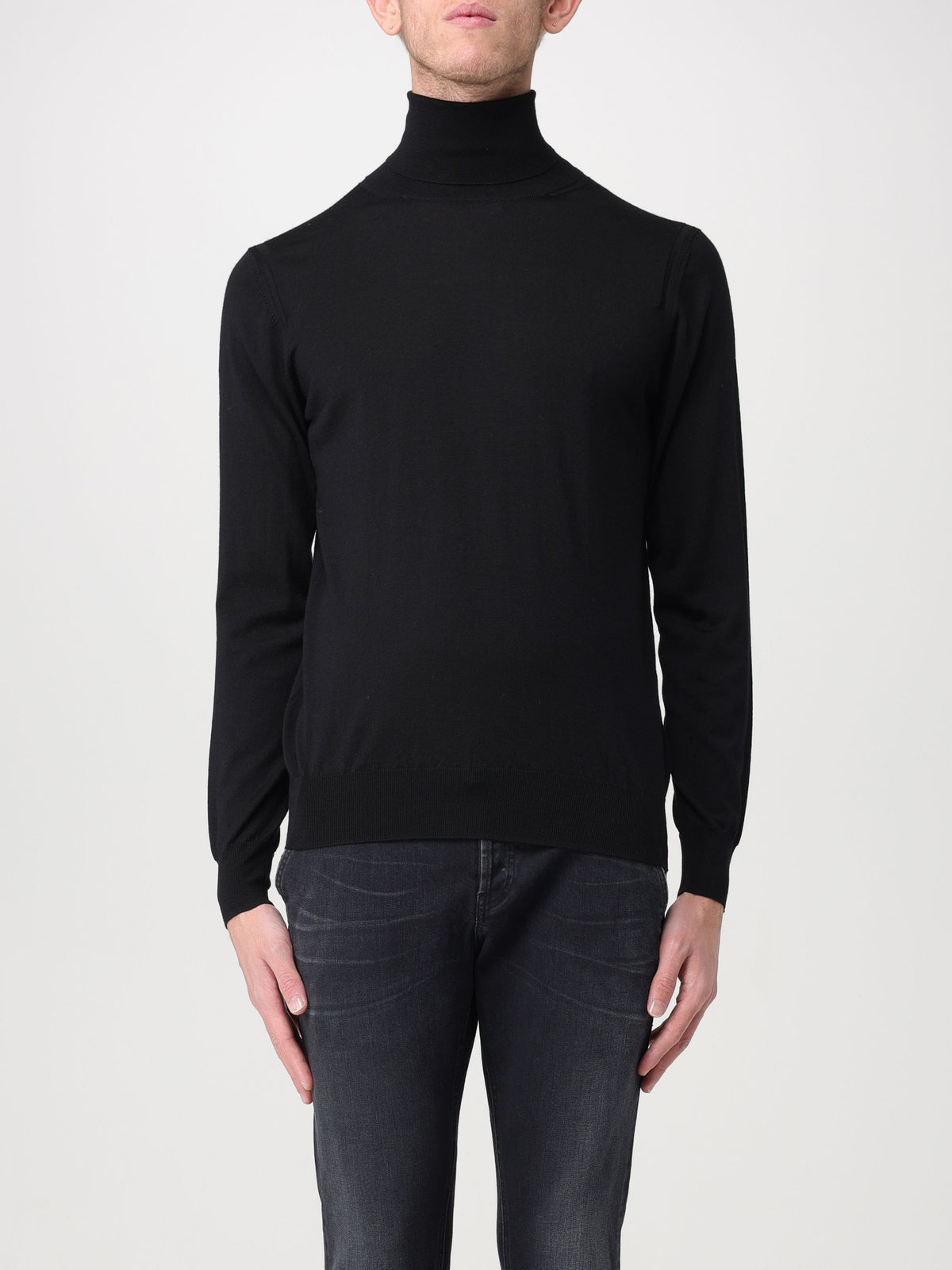 Knitwear - M