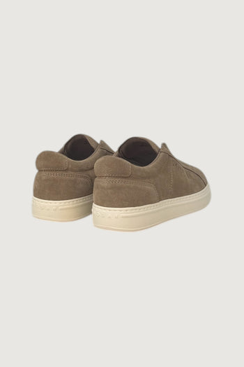 H 668 slip on - 2