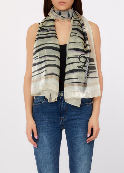 Scarf/shawl